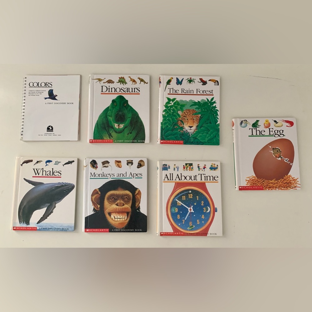 A First Discovery Book - Lot of 7